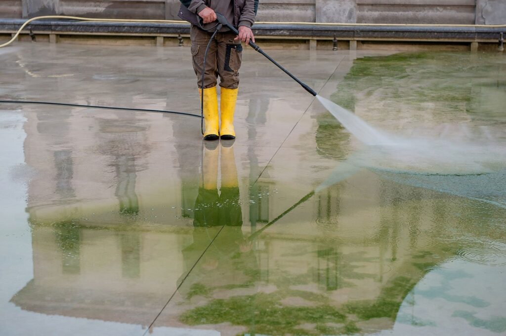 commercial roof washing